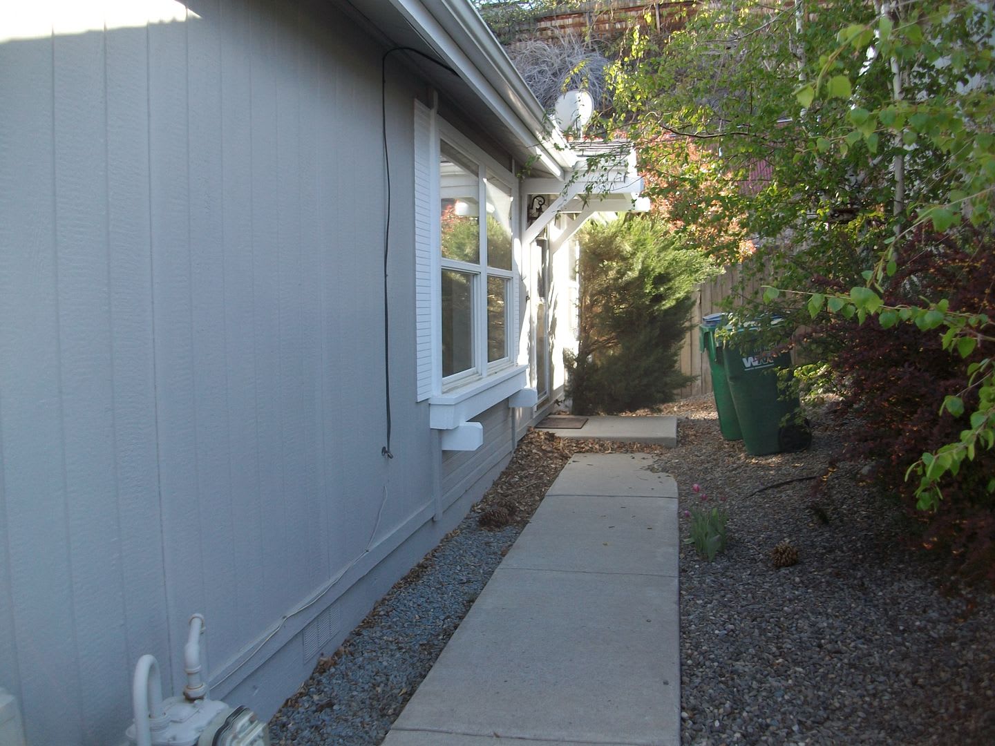 Well maintained 3 bedroom, 2 bath, 2-car garage $2350.00 – photo 2
