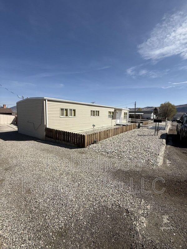 1235 Ave G – photo 1
