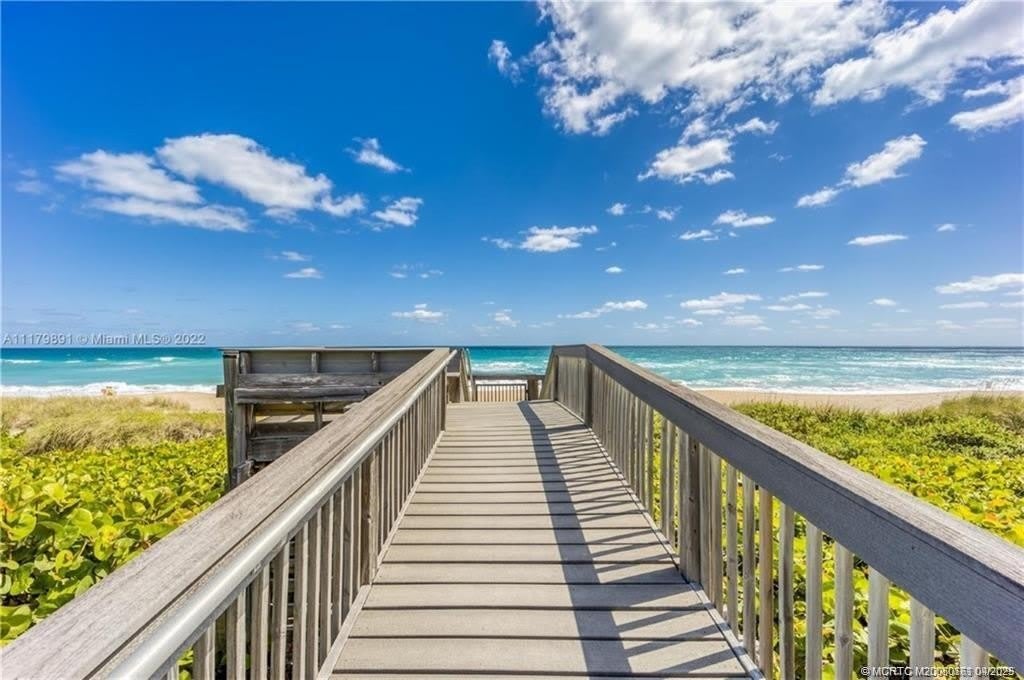 669 NE Plantation Road – photo 4