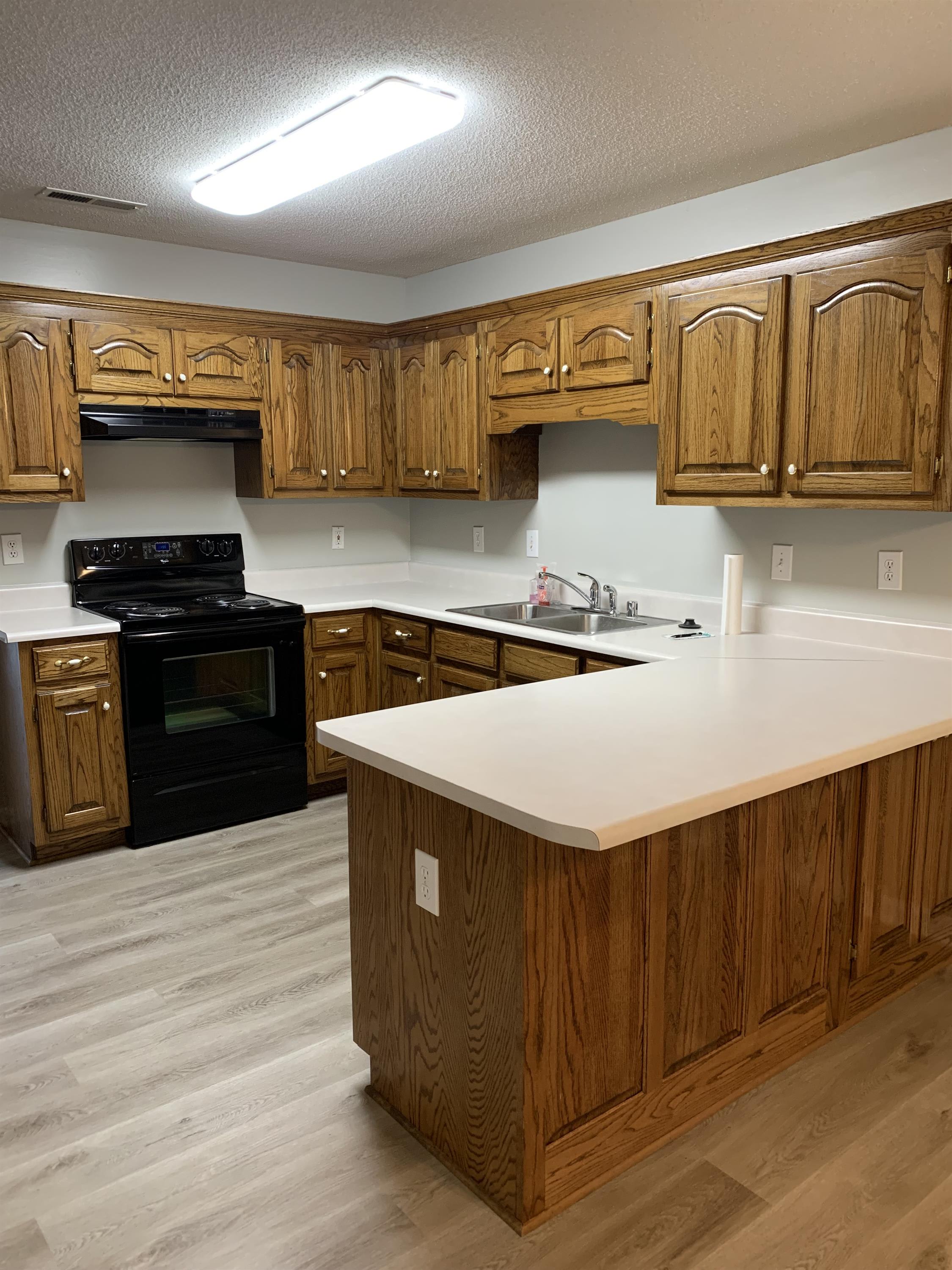 3216 Darlington Drive Southwest – photo 2