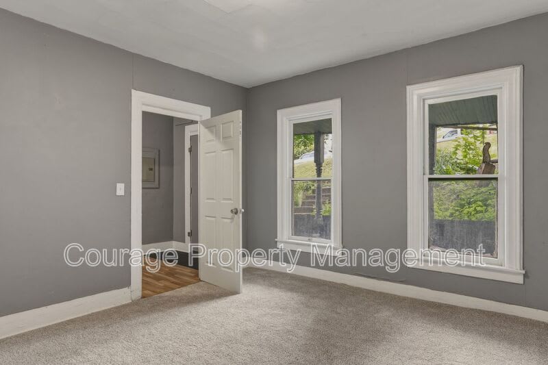 291 Sunset Dr – photo 5