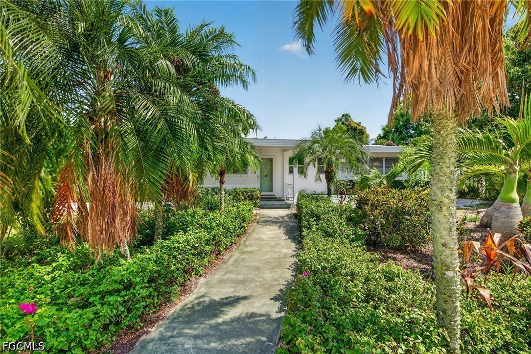 1331 Almeria Avenue – photo 4