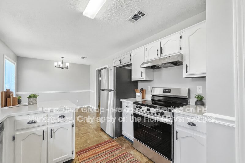 9695 Kingsridge Dr – photo 4