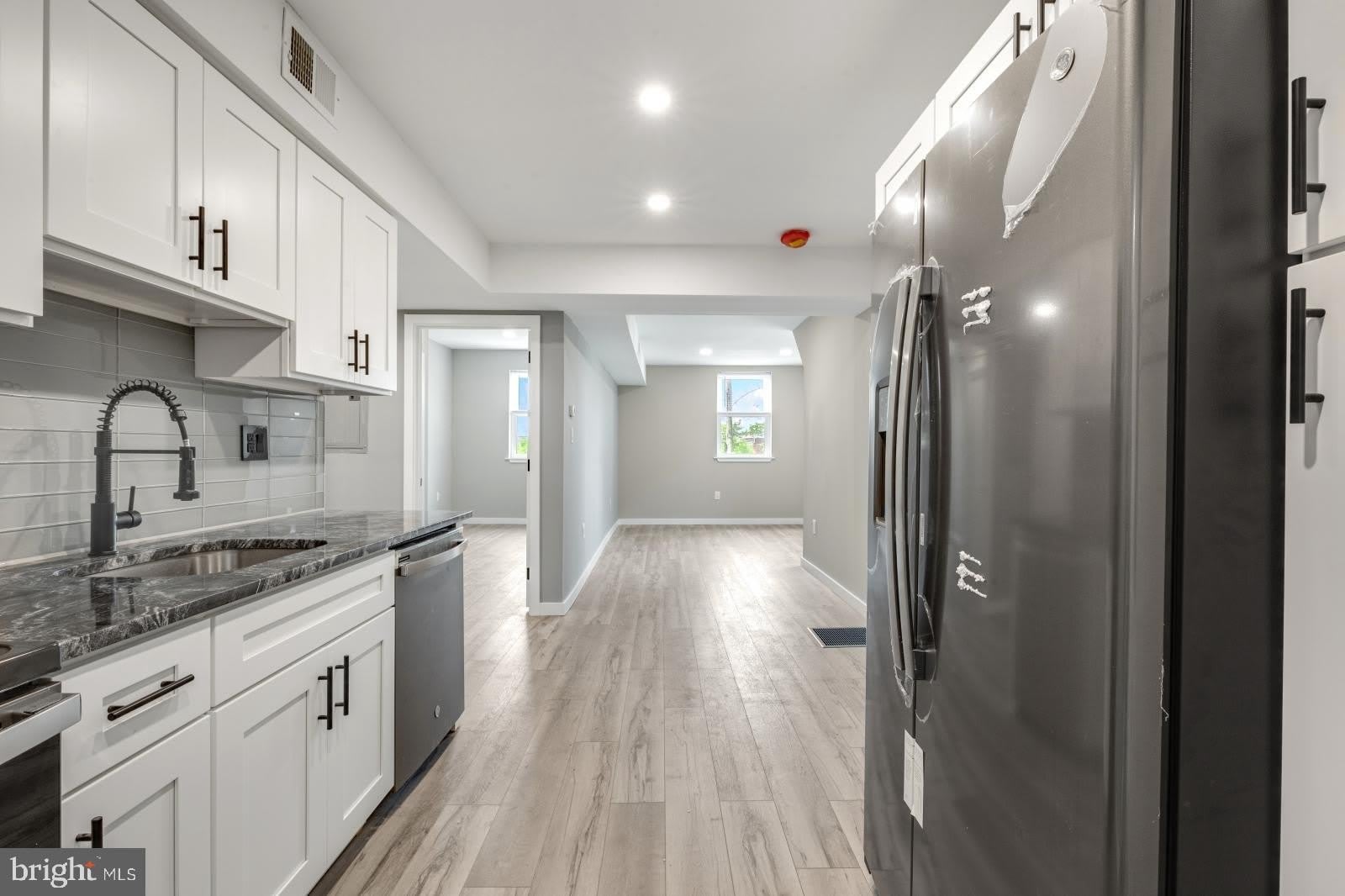 435 W SUSQUEHANNA Avenue – photo 3