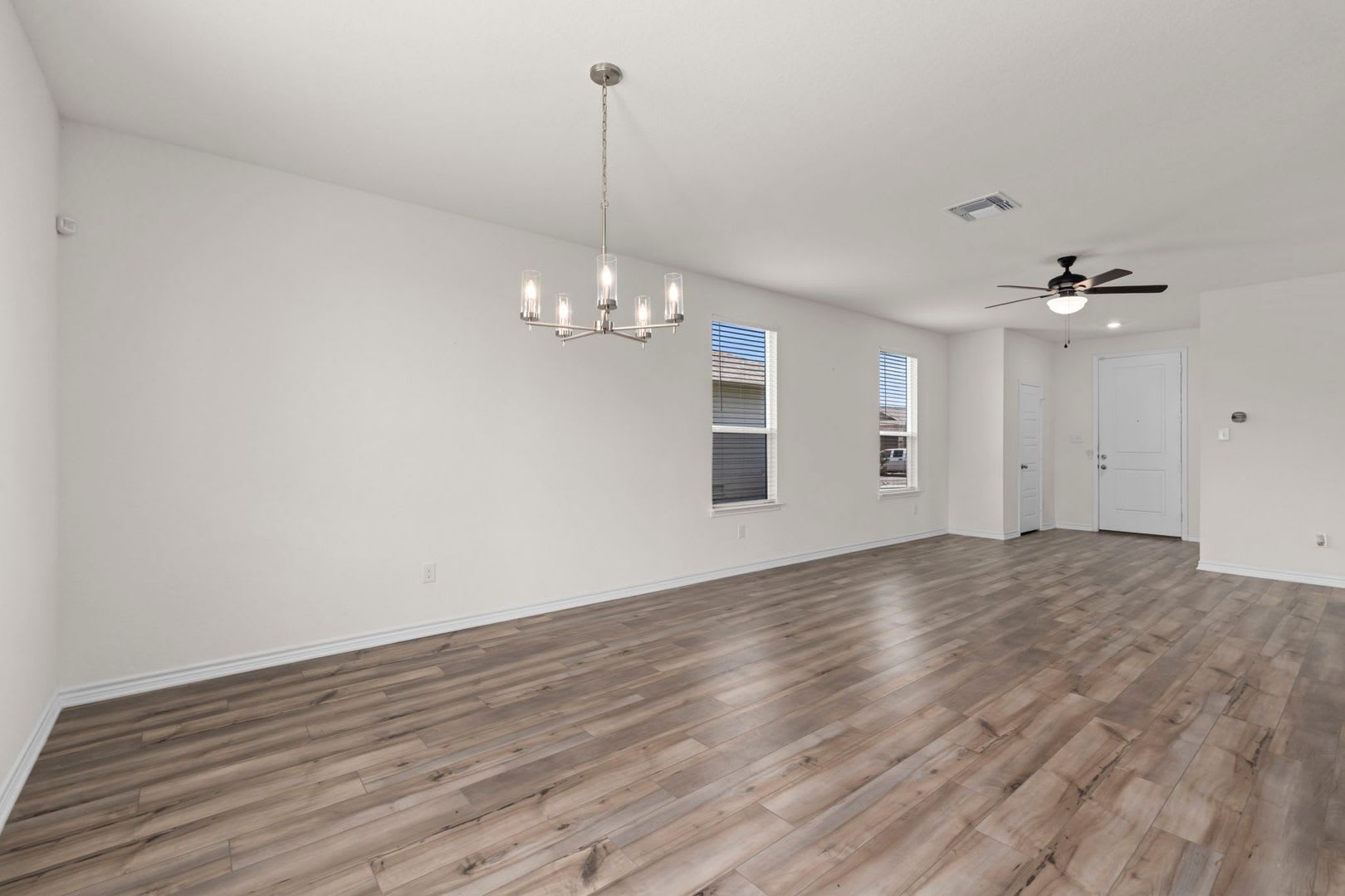 Move-In Ready Two-Story Home in Desirable Parkland! – photo 5