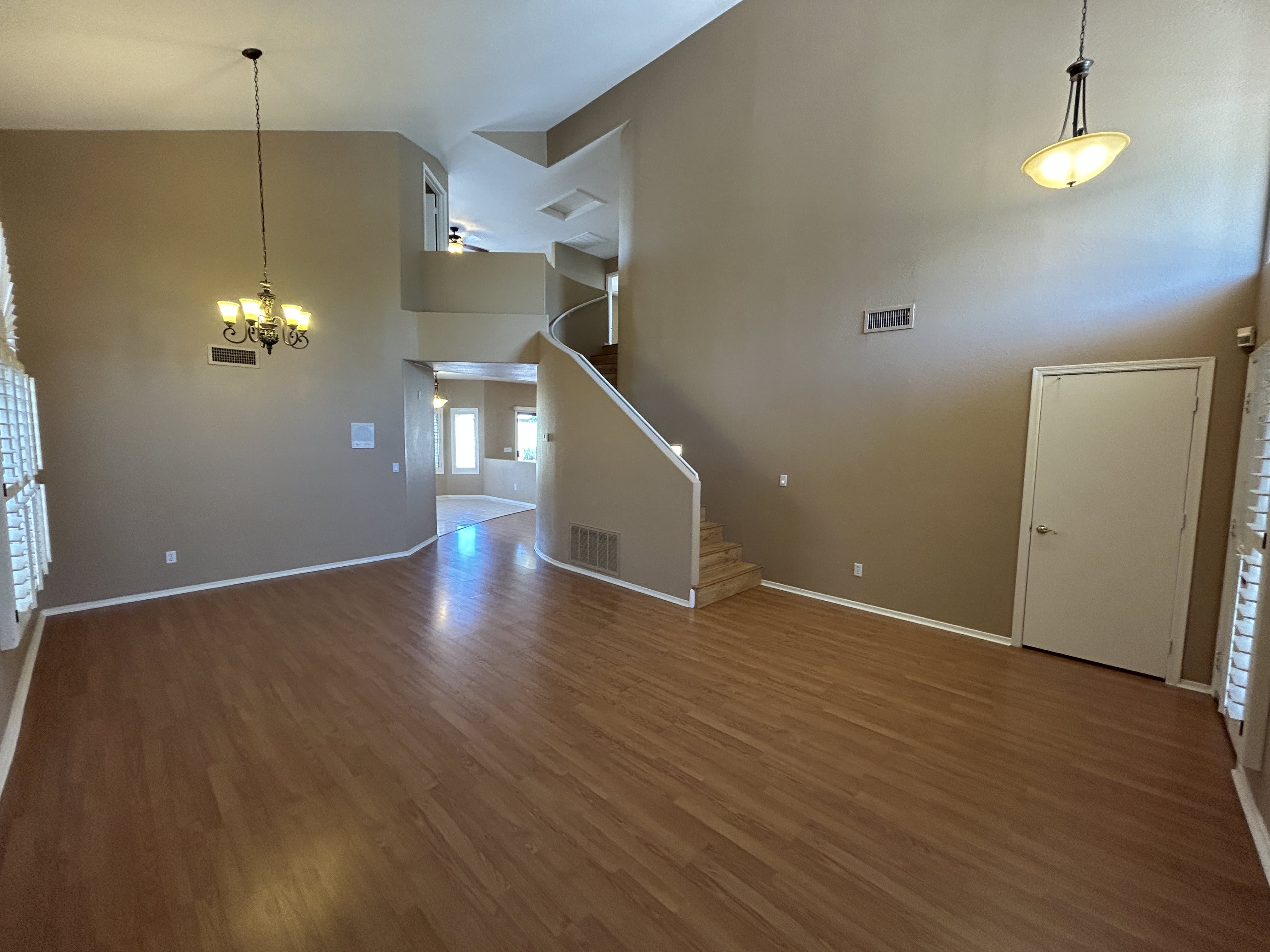 4334 E Anderson Dr – photo 4
