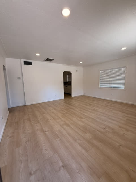 1150 North Magnolia Avenue 3 – photo 3