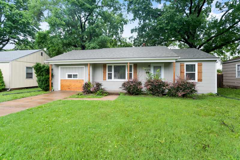 9008 E Gregory Blvd – photo 4