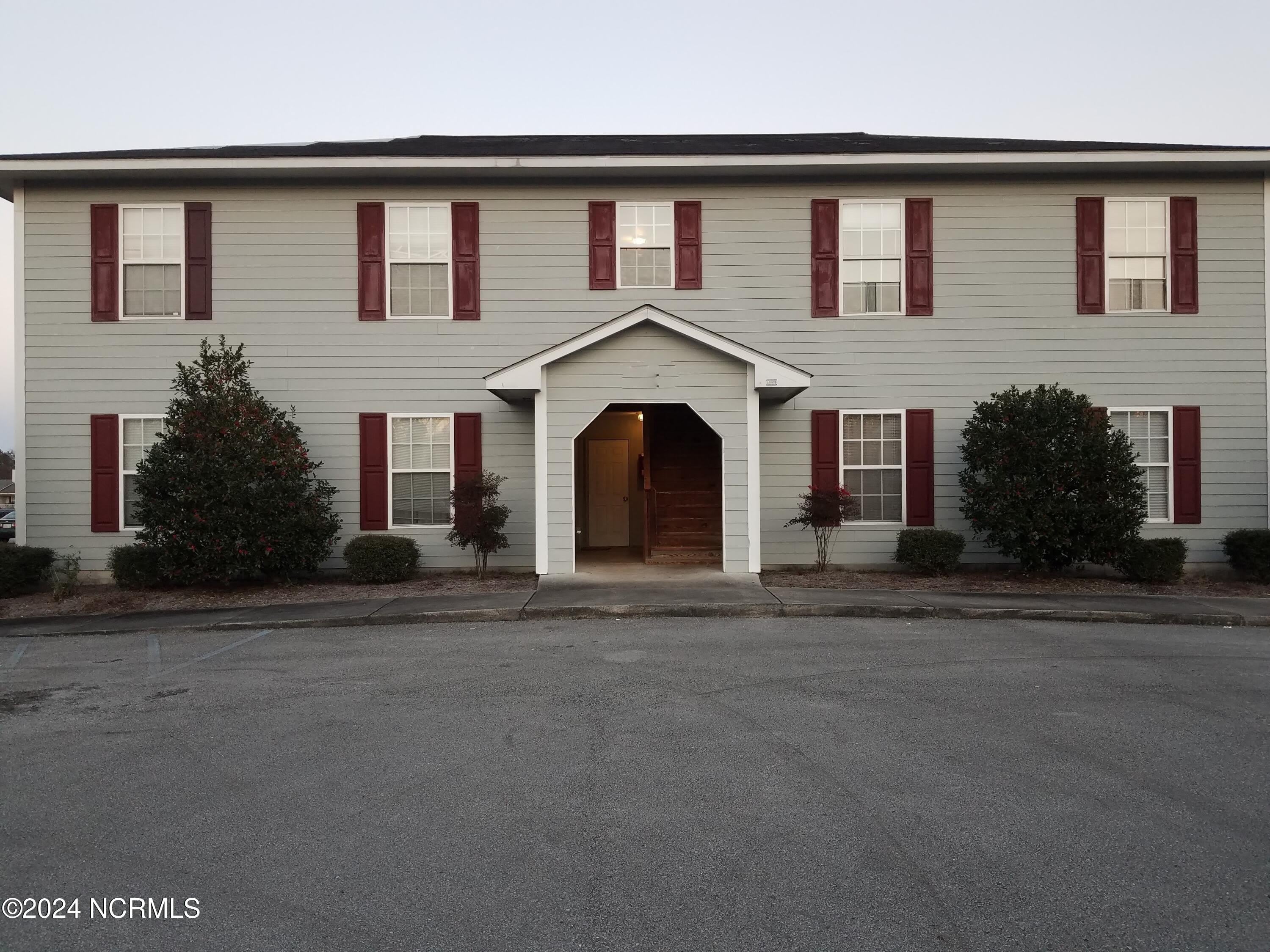 1500 Hammock Lane – photo 1