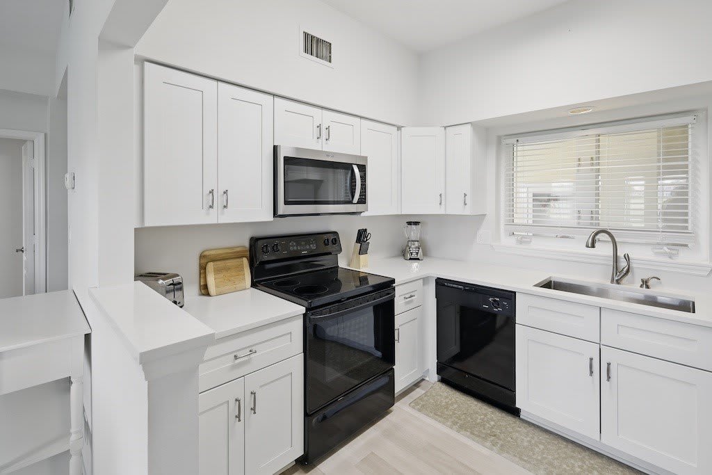 5035 Harmony Circle – photo 3