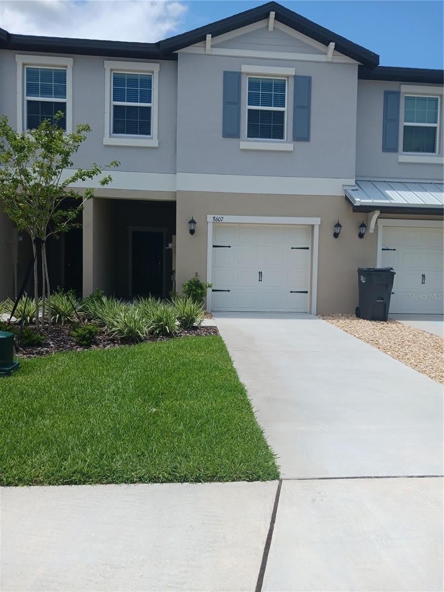 8607 TROPICAL AIRE Lane – photo 1