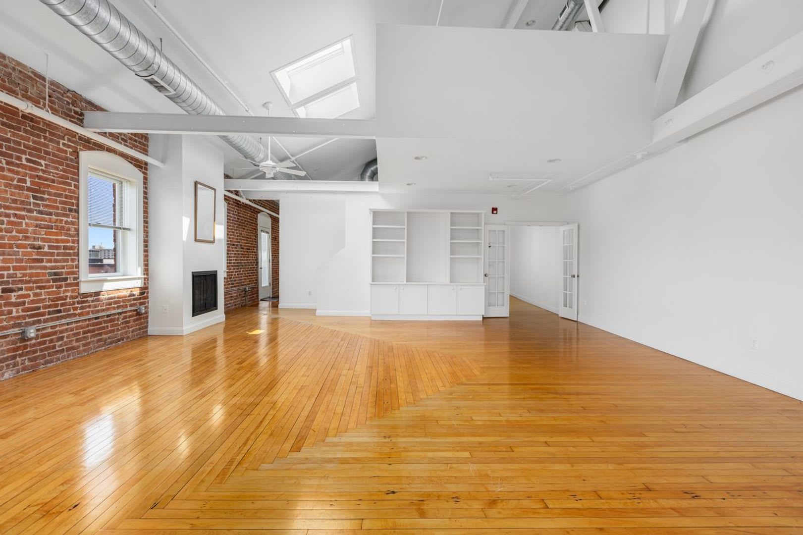Spacious Loft in Downtown Providence! – photo 1