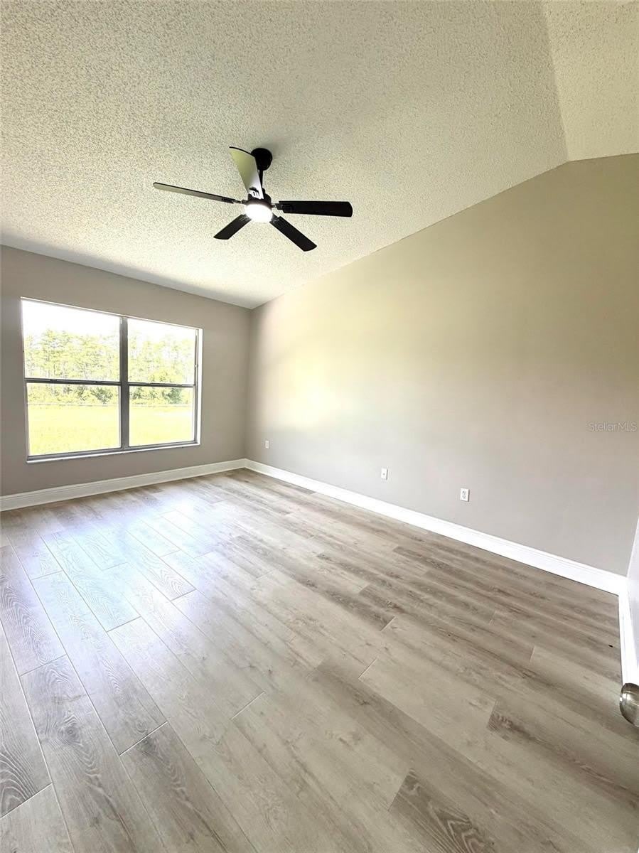 15613 GREATER GROVES Boulevard – photo 5