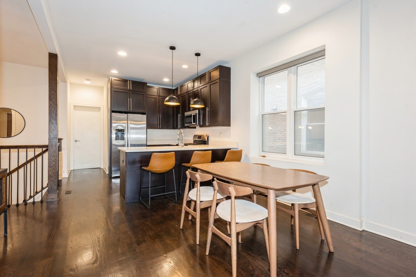 2322 W AUGUSTA Boulevard – photo 4