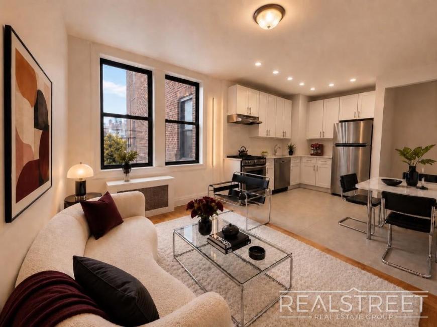 320 Ocean Parkway – photo 1