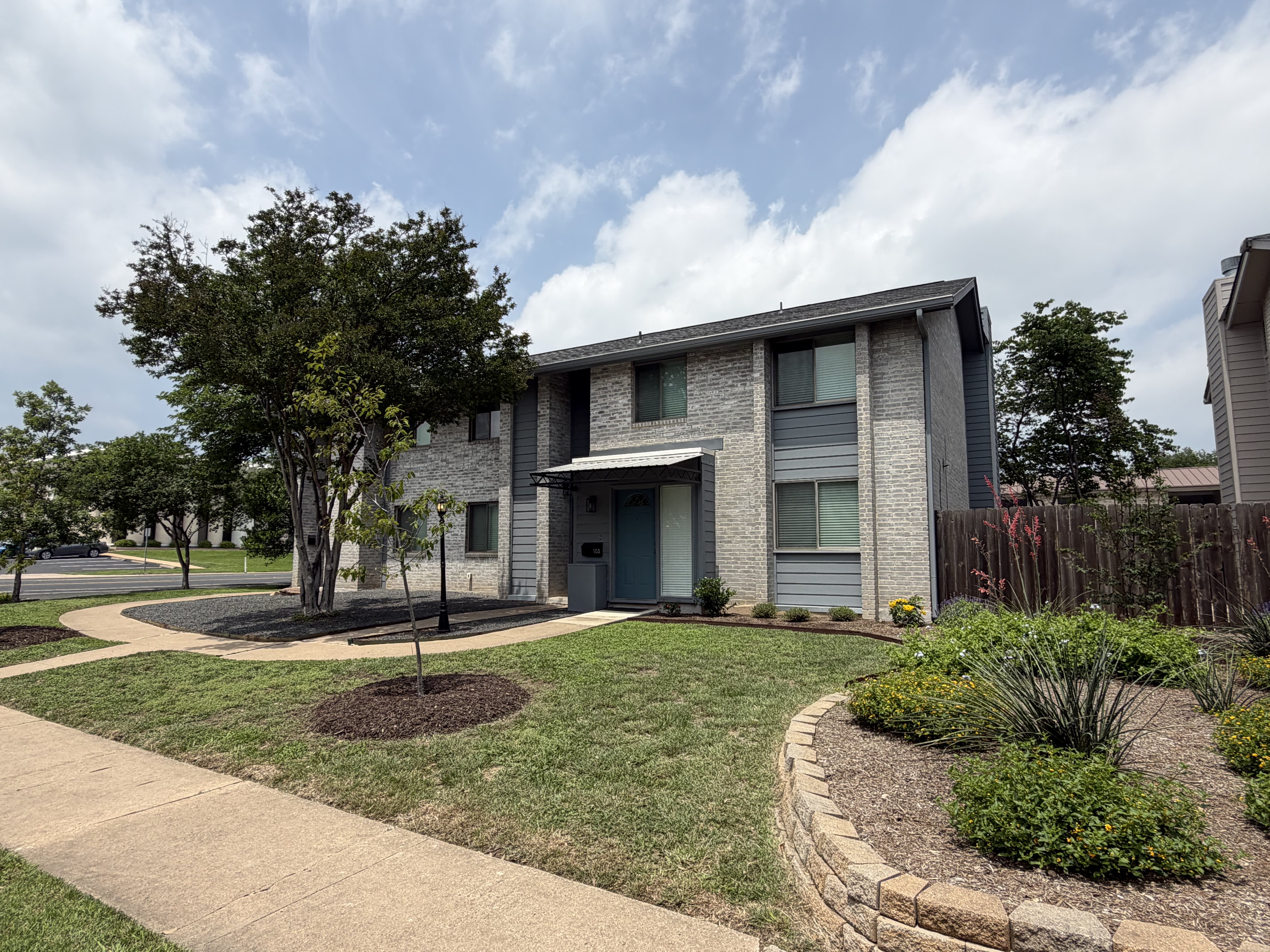 3216 Crosscreek Drive – photo 3