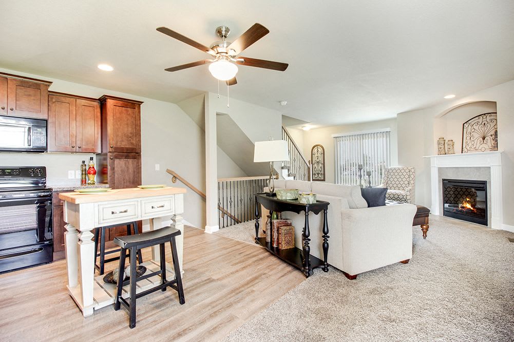 Highlands at Piper Townhomes – photo 2