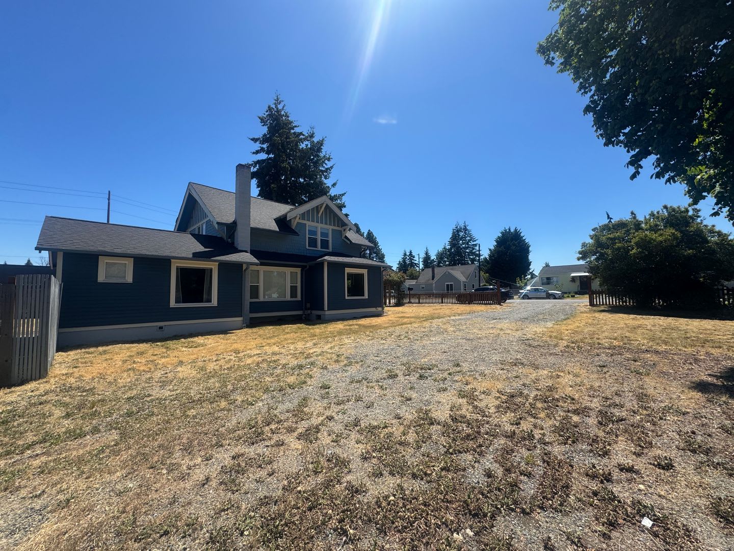 Huge 4 bedroom -A stones throw to PLU! – photo 4