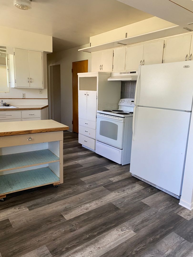 South Missoula 3 bedroom with fenced yard and garage – photo 5
