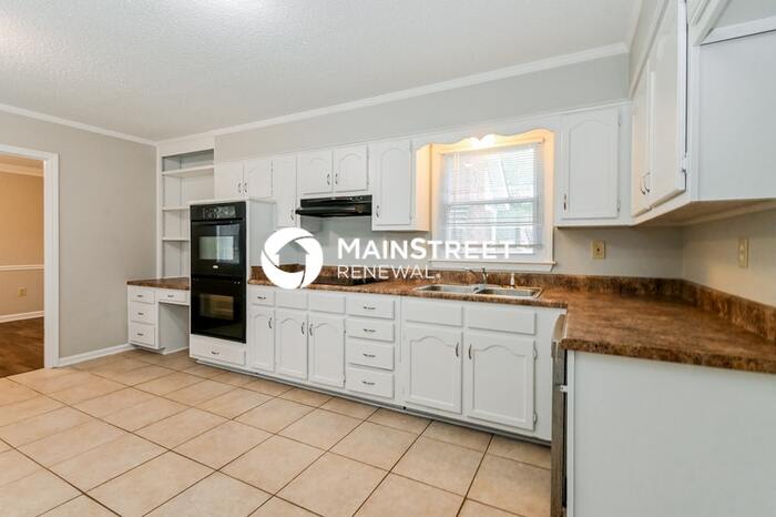 7056 Atherton Cove – photo 4