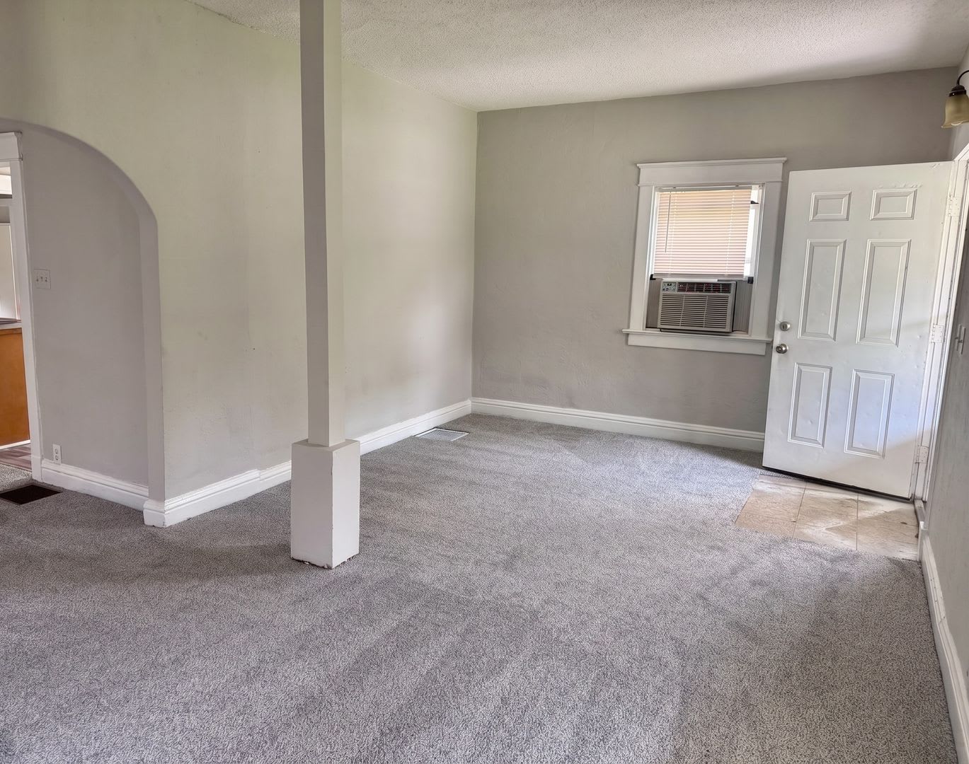 COZY 2-BEDROOM HOME FOR RENT! – photo 5
