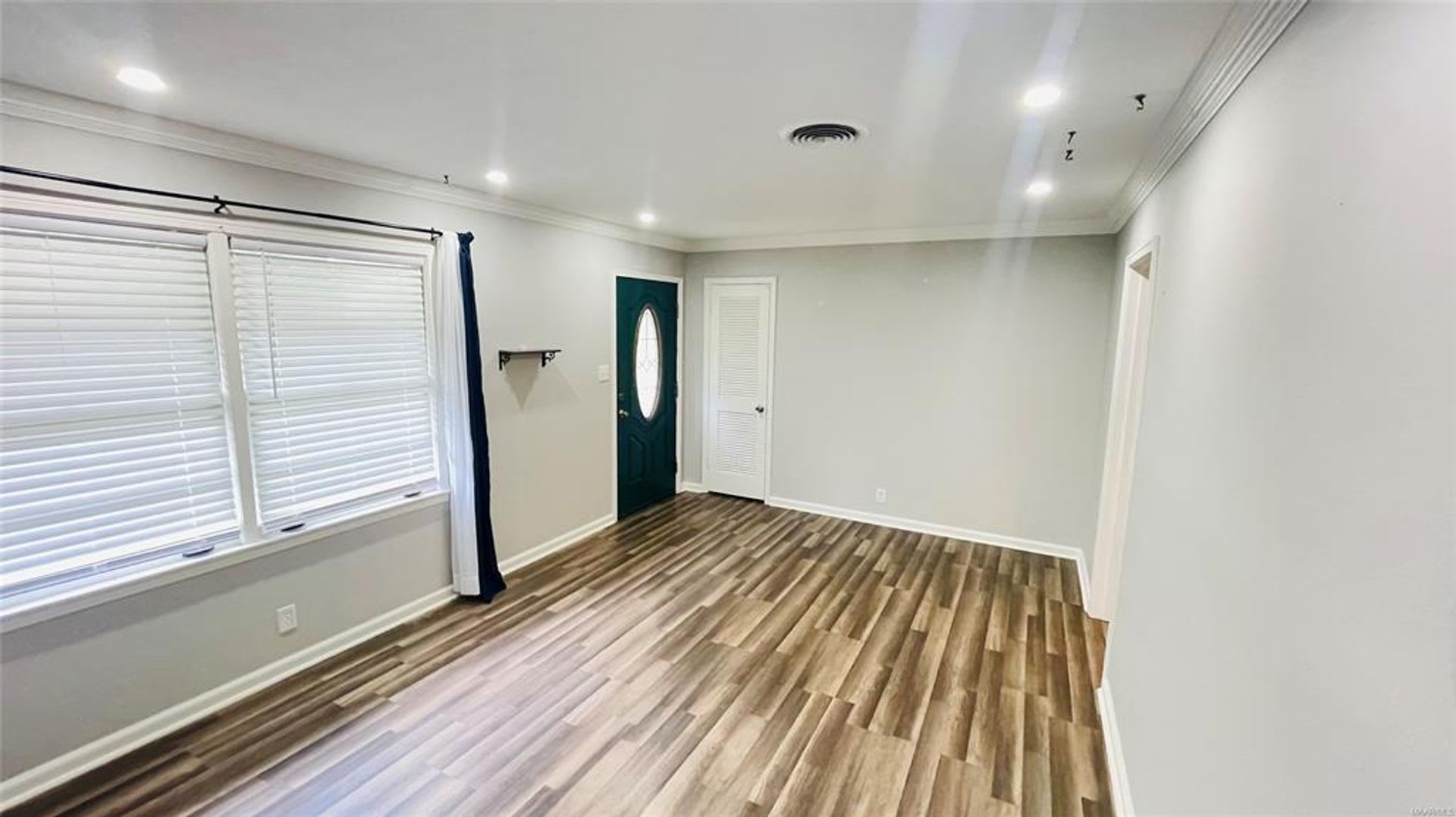 Forest Hills Rental – photo 2