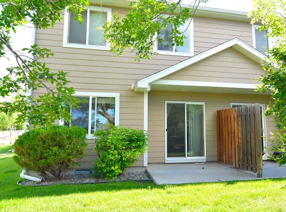 Midtown 3 Bed Condo – photo 1