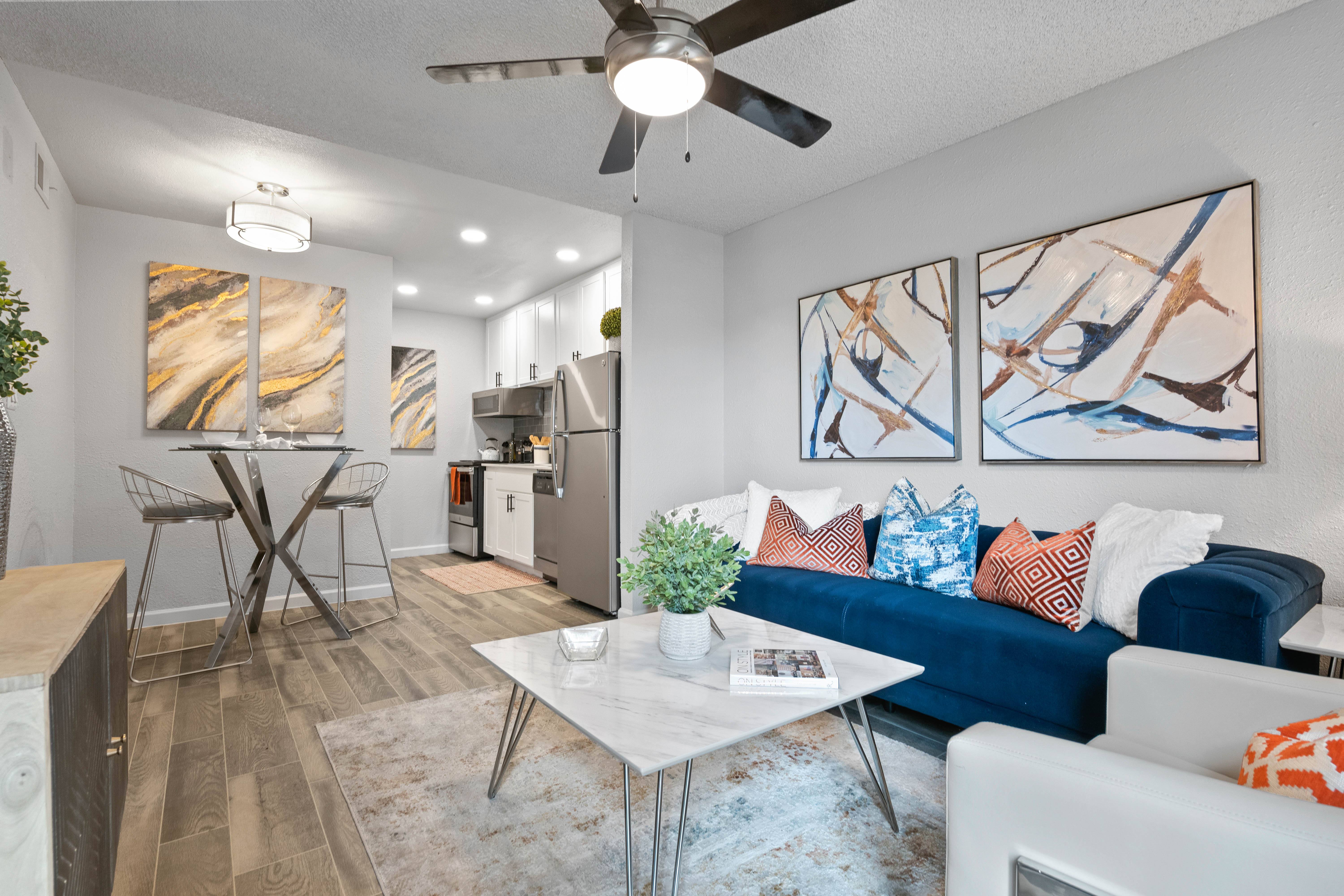 Delano – photo 3