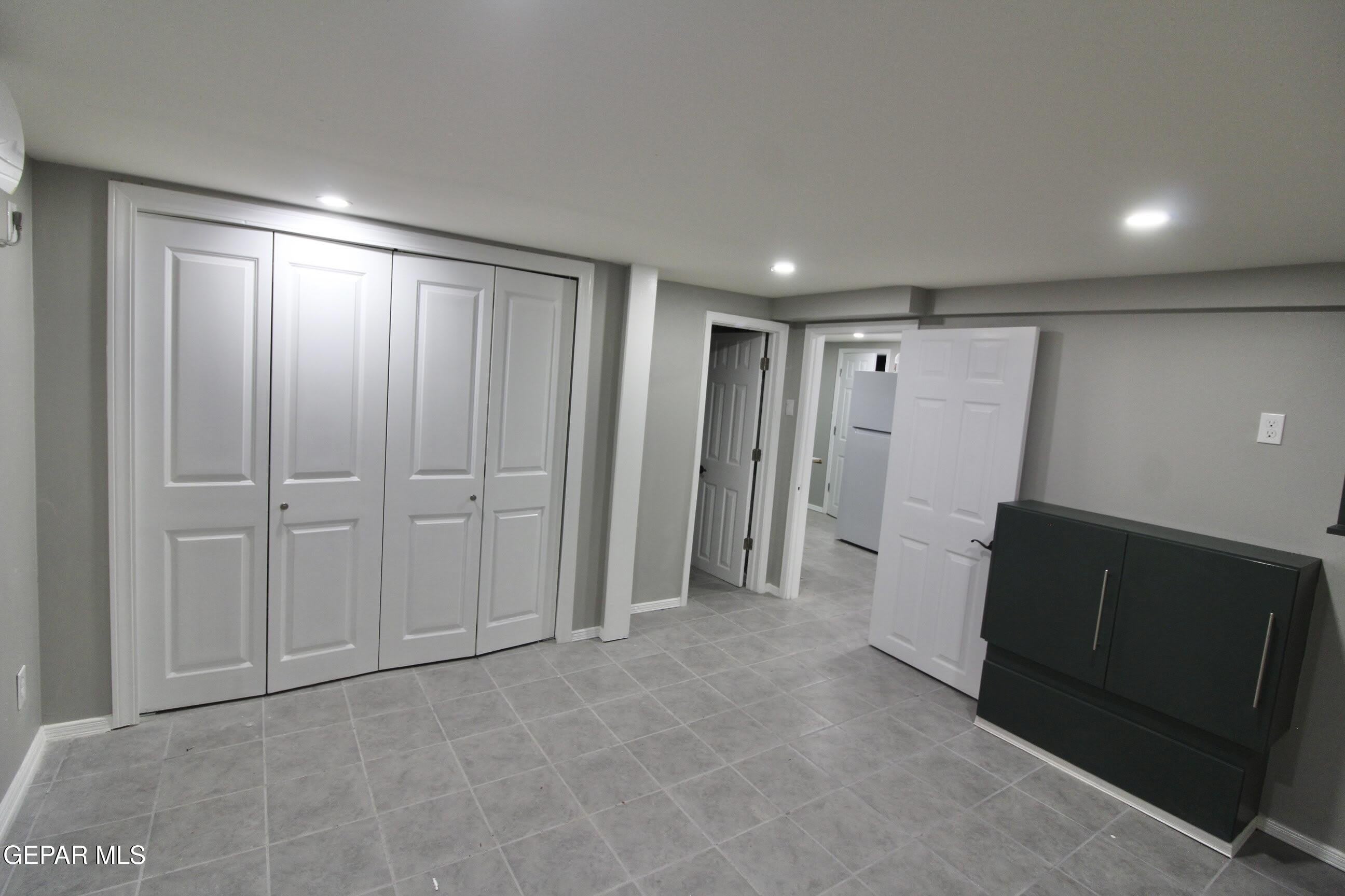 1408 Arizona Avenue – photo 5