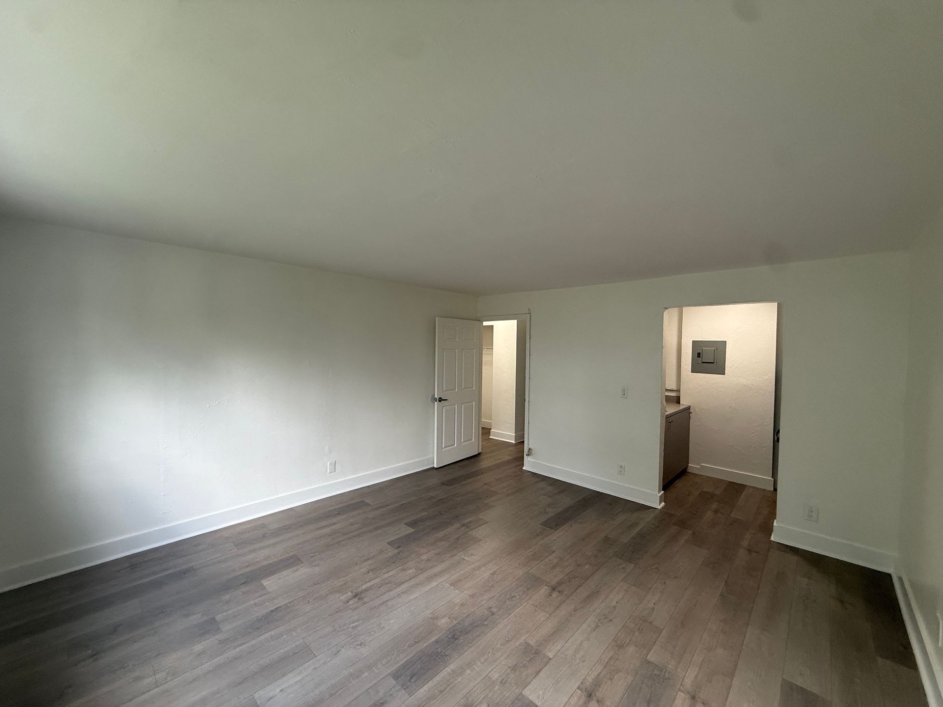 143 SW 9th Street – photo 5