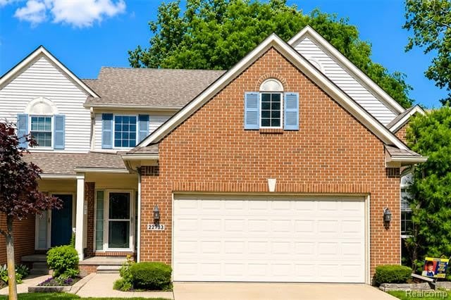 22733 COACHLIGHT Circle – photo 2