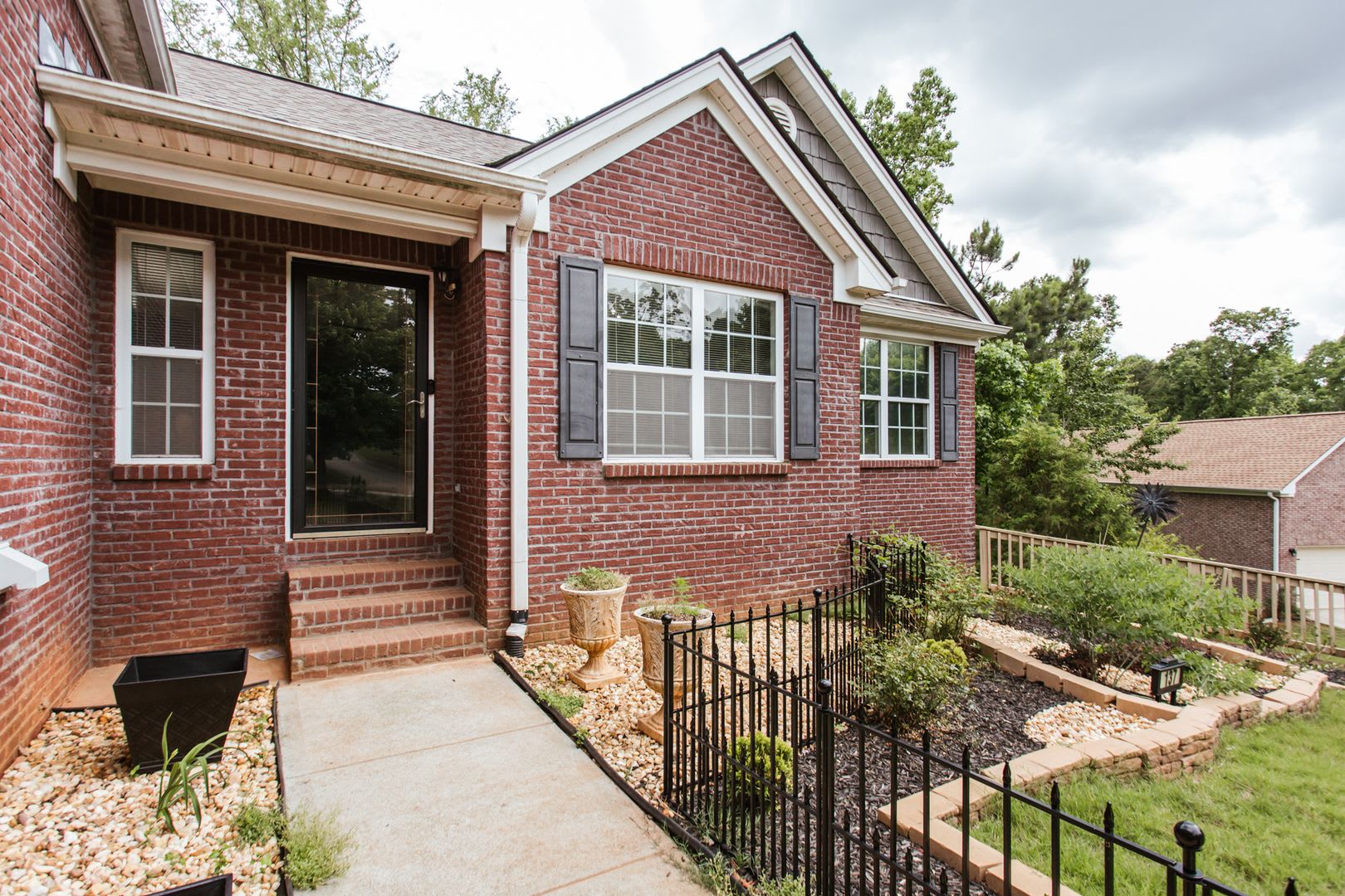137 Bristol Woods Drive – photo 1