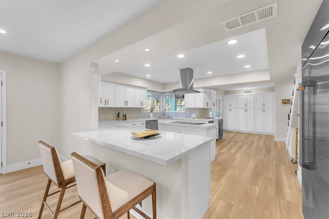 2868 Vista Del Sol Avenue – photo 4