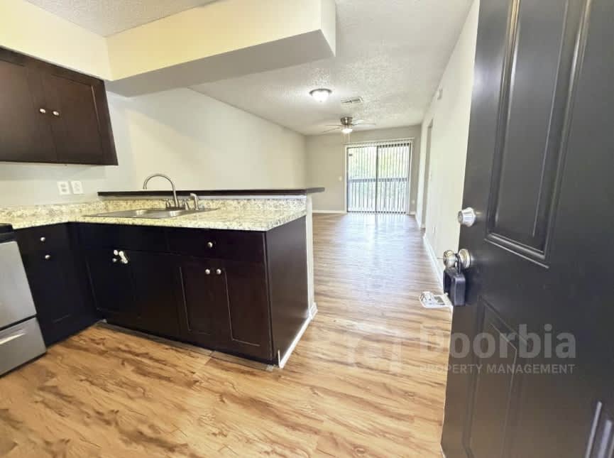 6511 San Juan Ave Apt 3 – photo 2