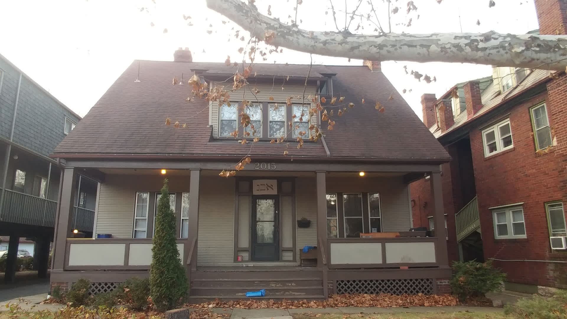 5 Bedroom House – photo 2