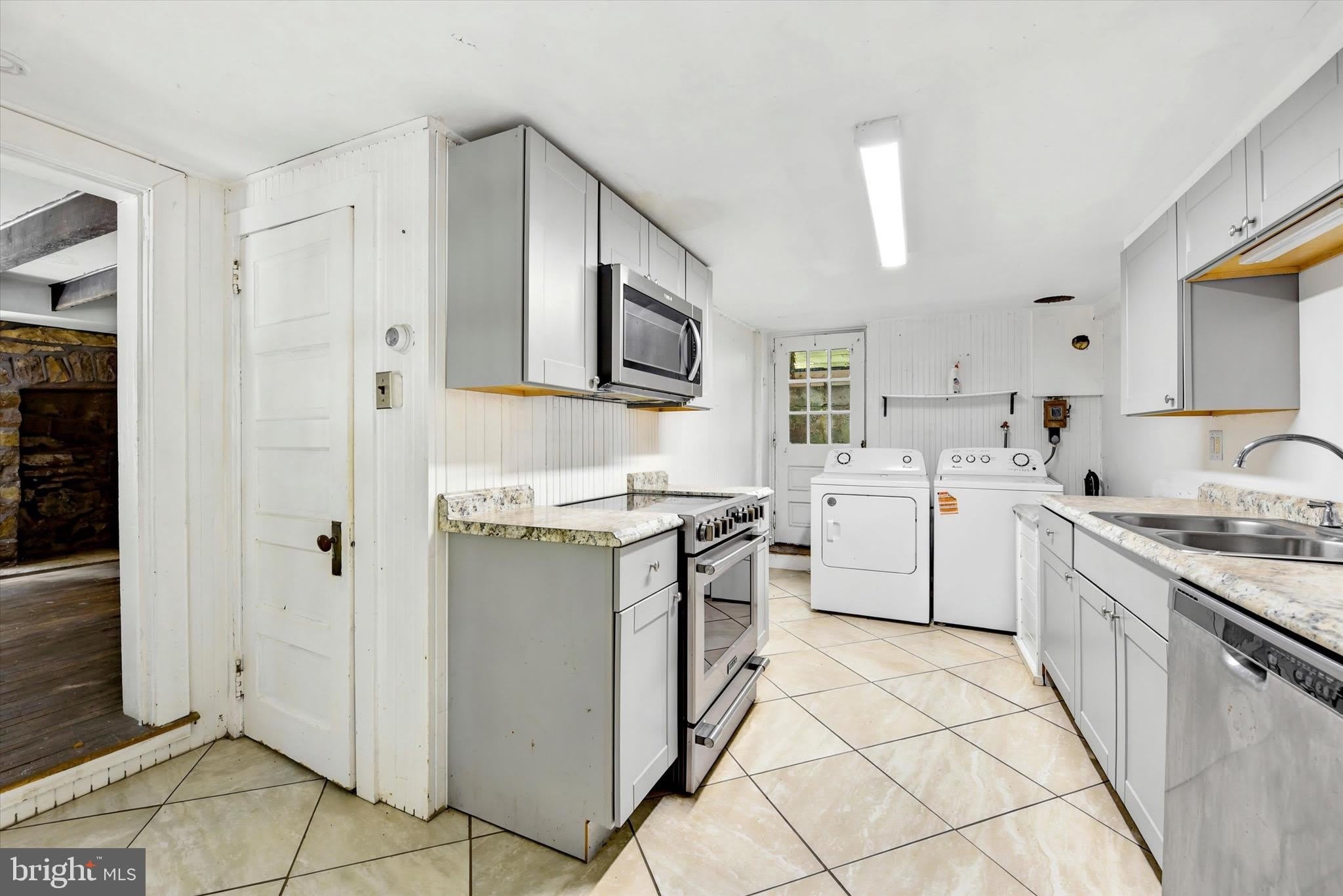 210 WESTTOWN Way – photo 5