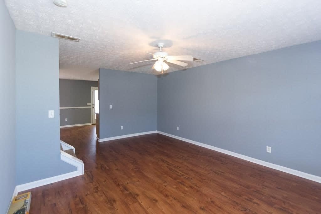 106 Blake Ave – photo 2