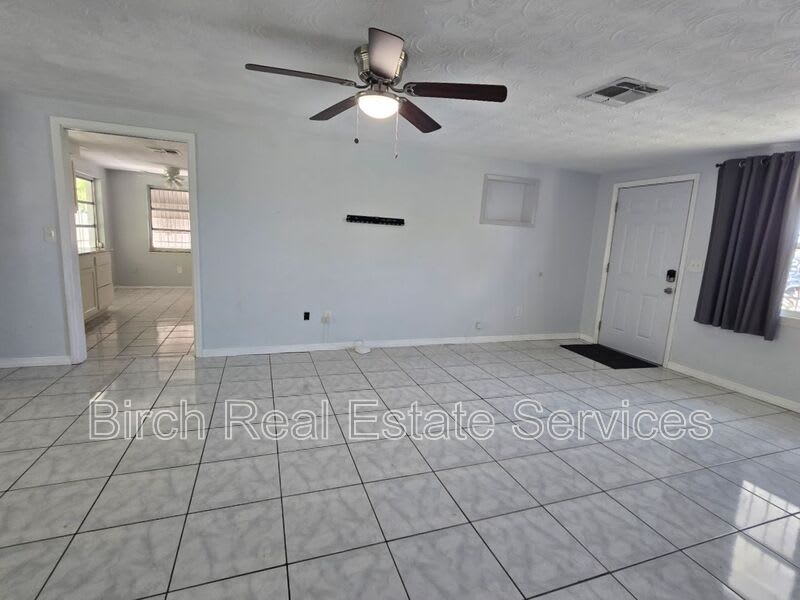 4328 Baden Dr – photo 3