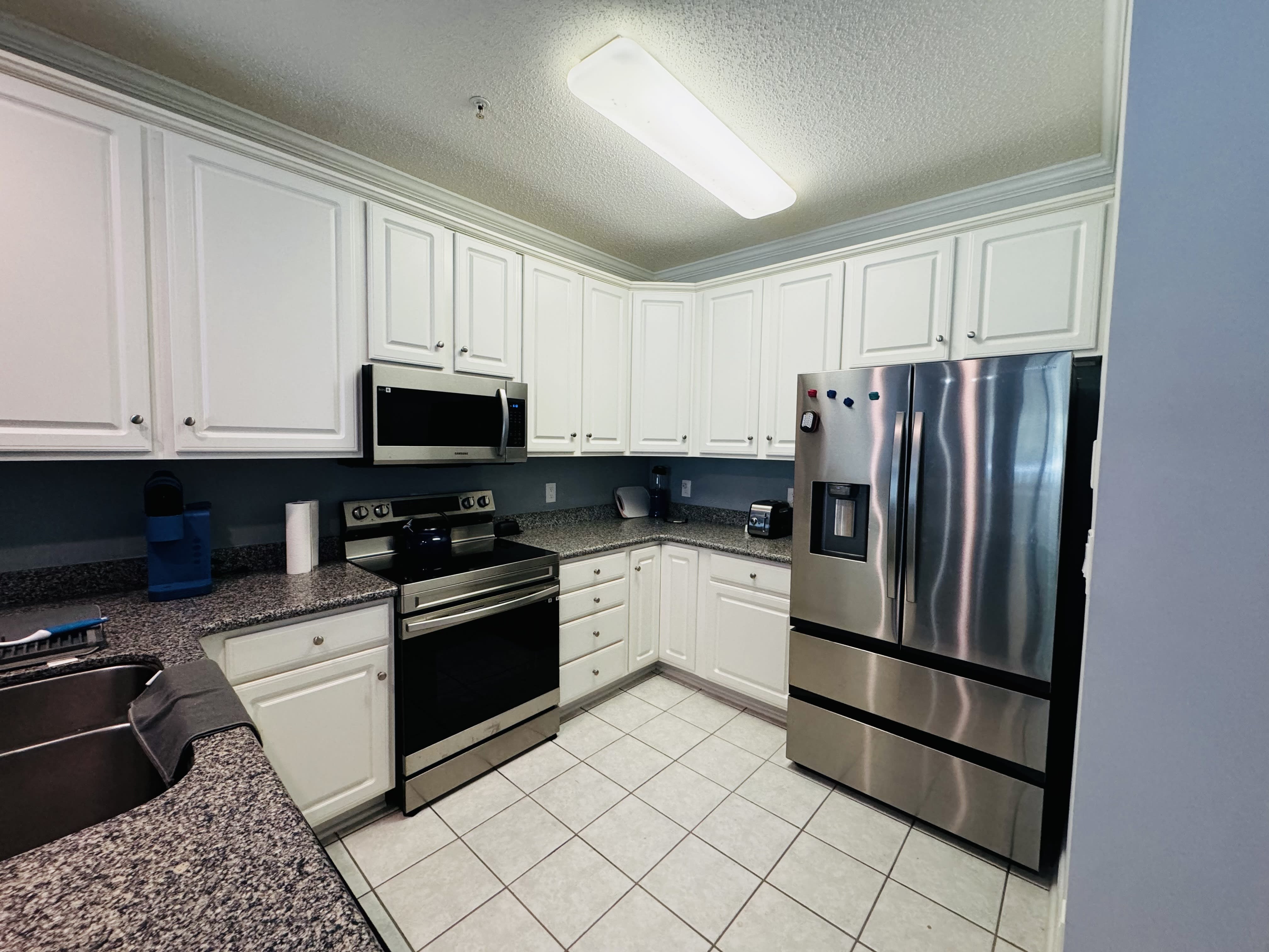 1100 Commons Blvd Unit 406 – photo 4