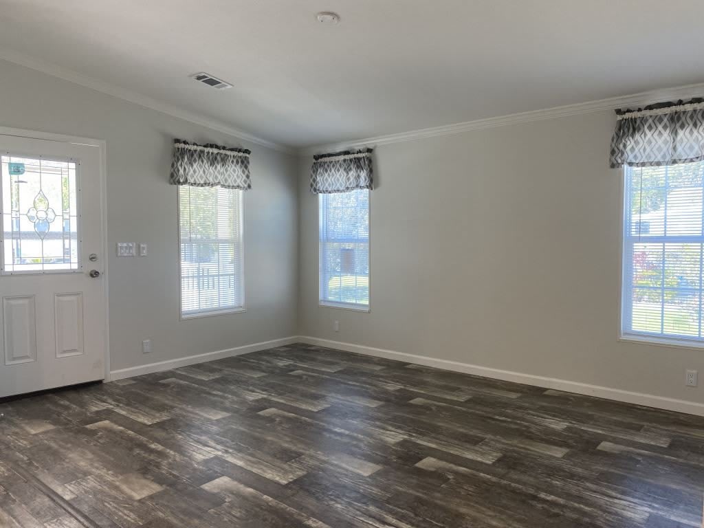321 Queen Mary Loop – photo 4