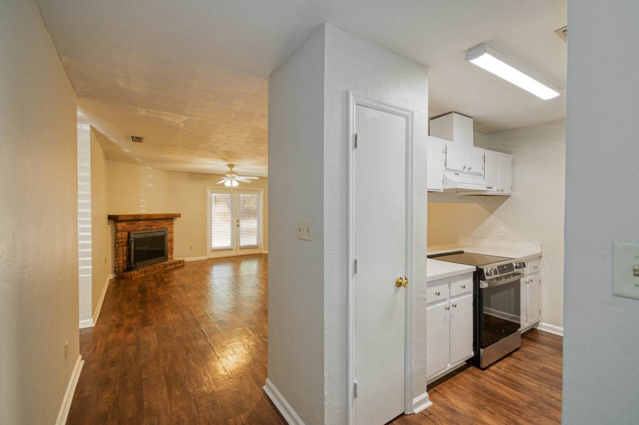 1334 Cherry Street – photo 2