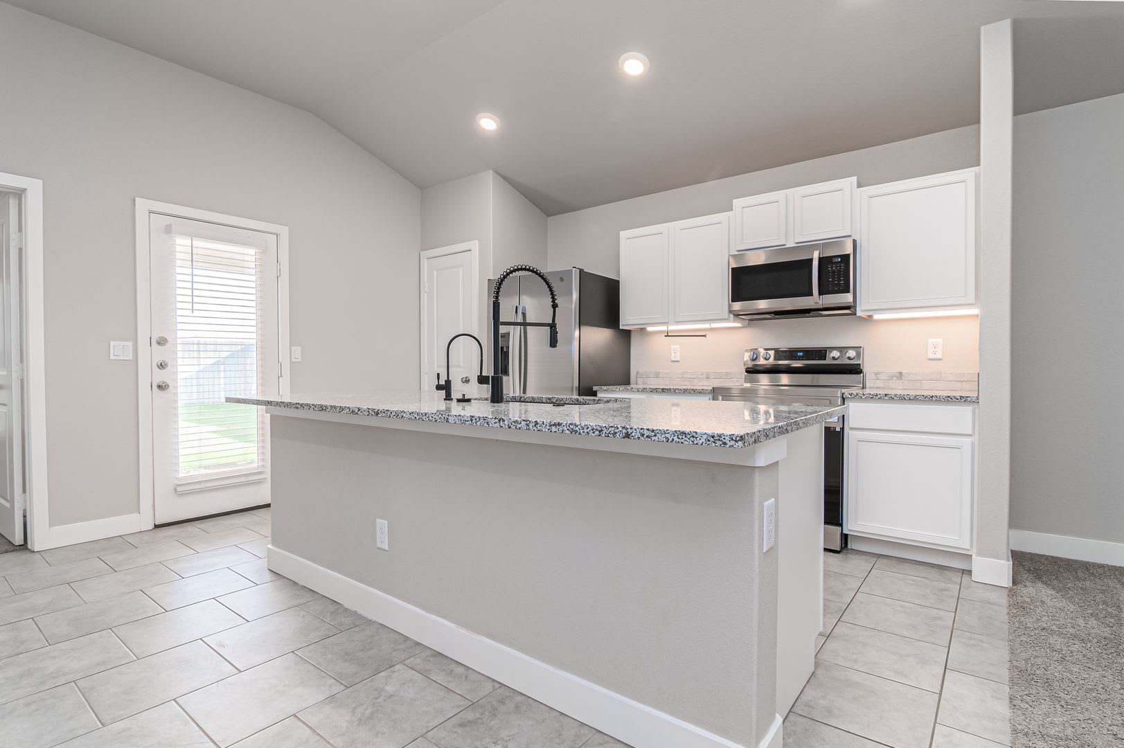2608 Ranch RD – photo 3