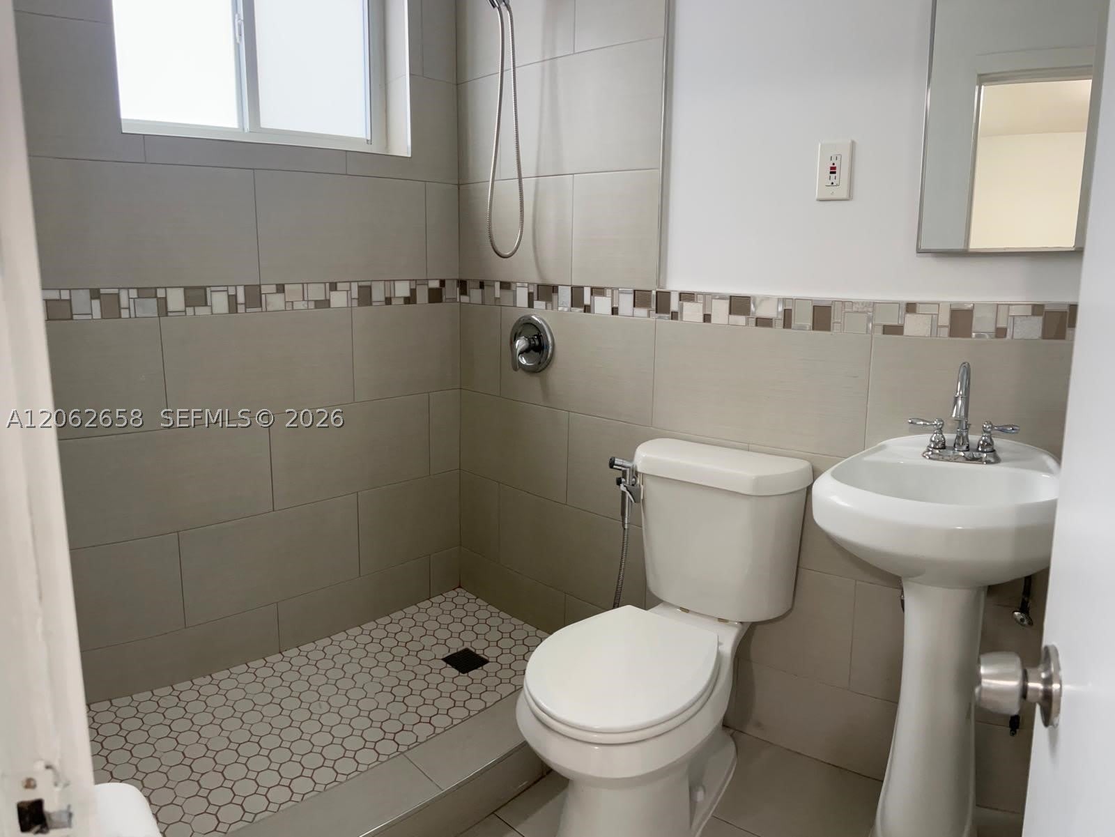 791 SW 64th Ave – photo 5