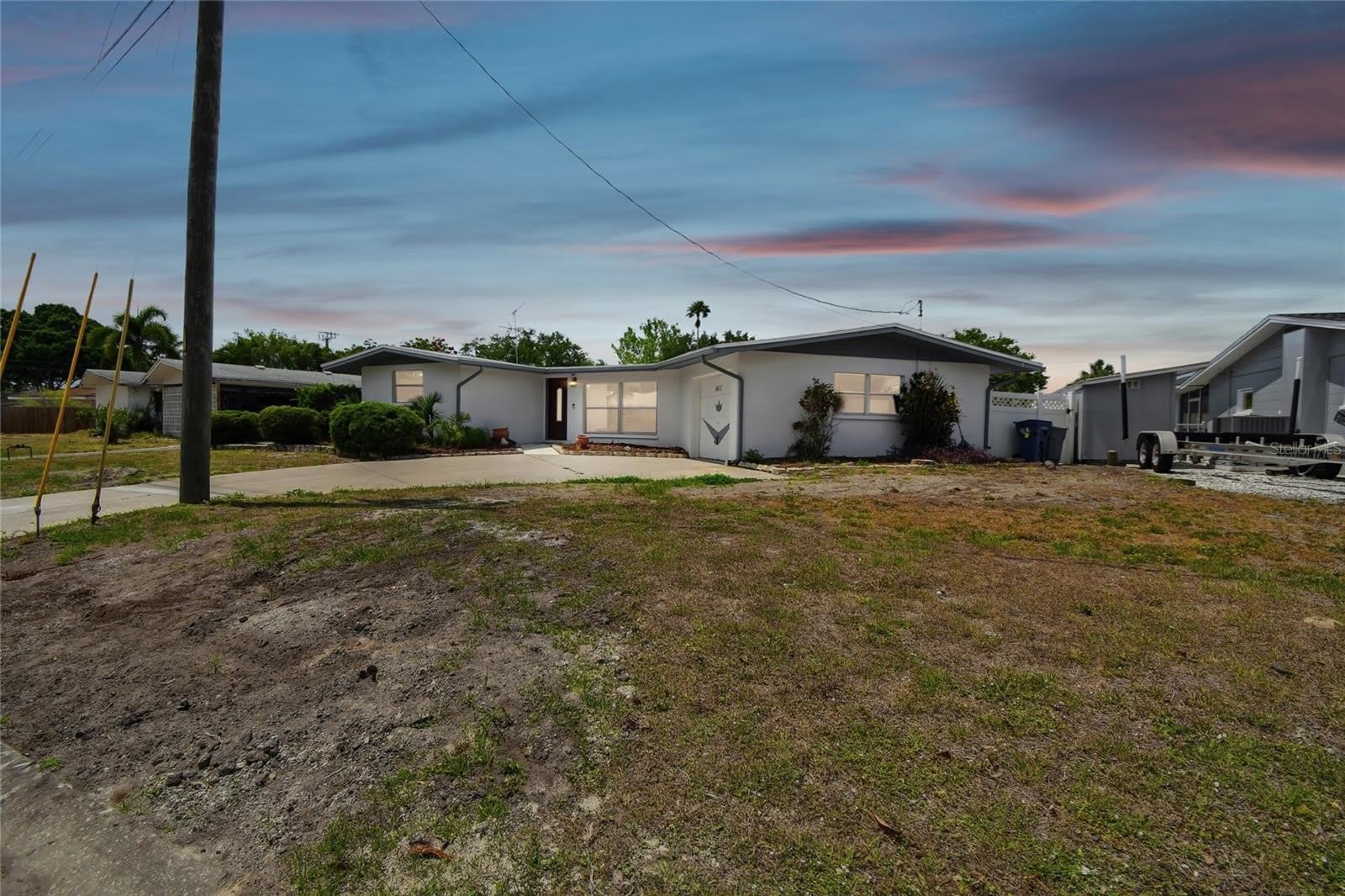 4411 3RD Avenue E – photo 1