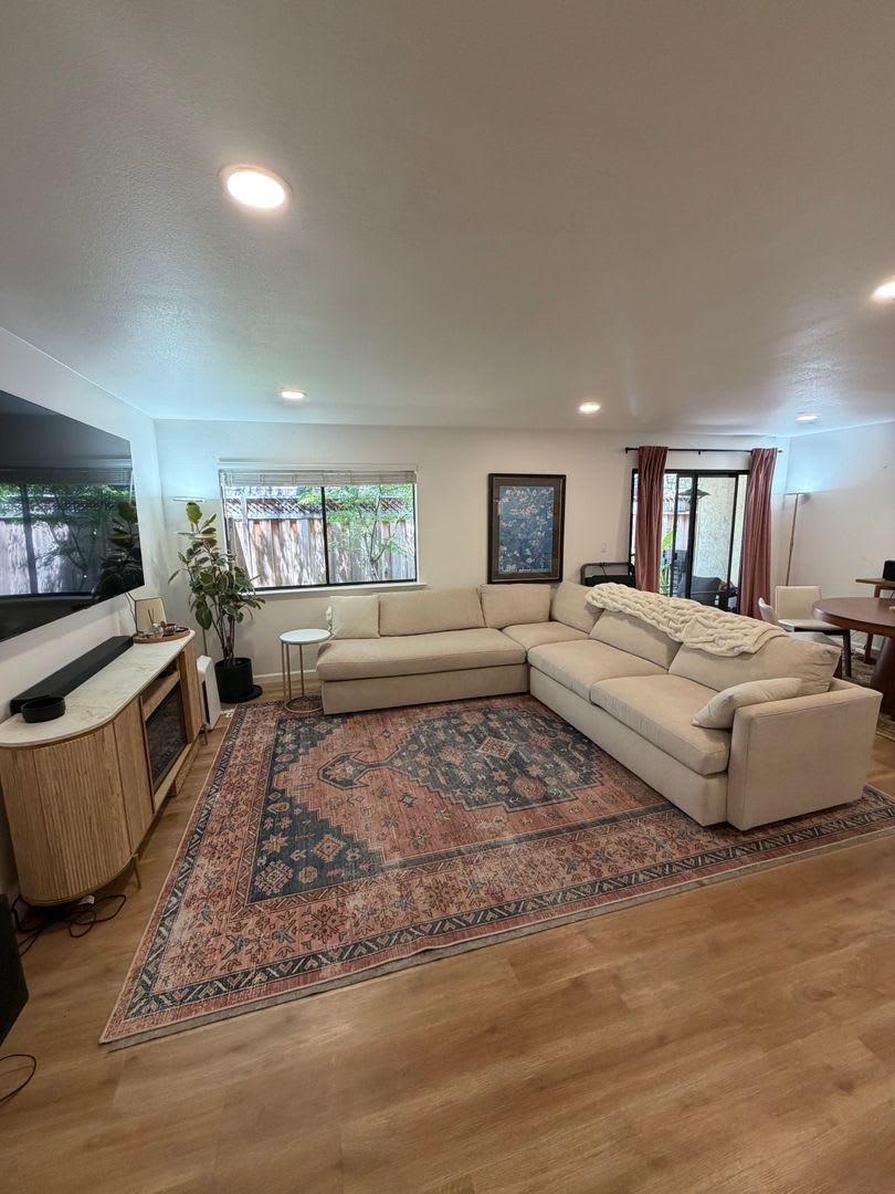 Charming Modern 2 Bedroom Townhome Walkable To Downtown Los Altos – photo 3