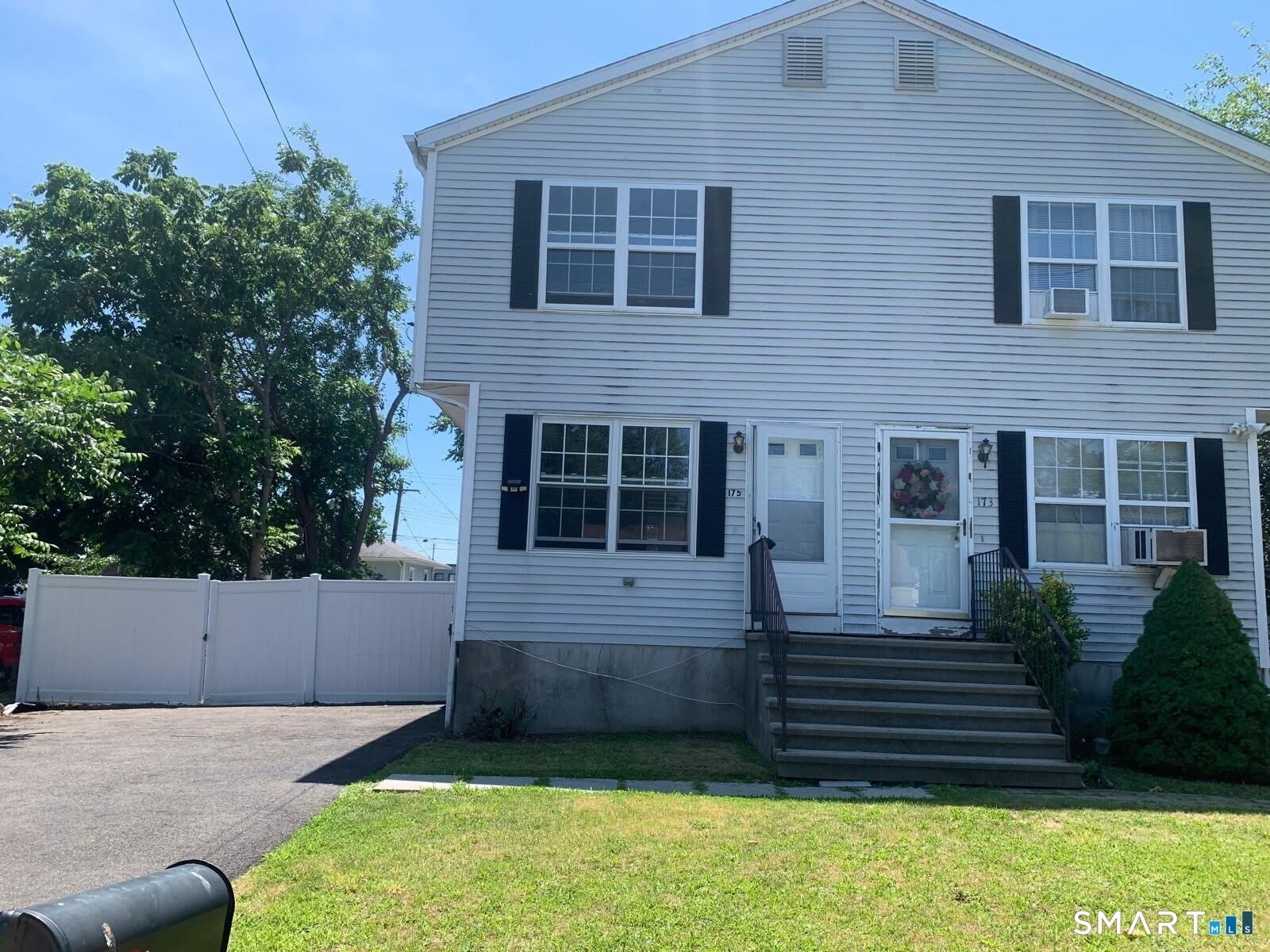 175 Harding Avenue – photo 2
