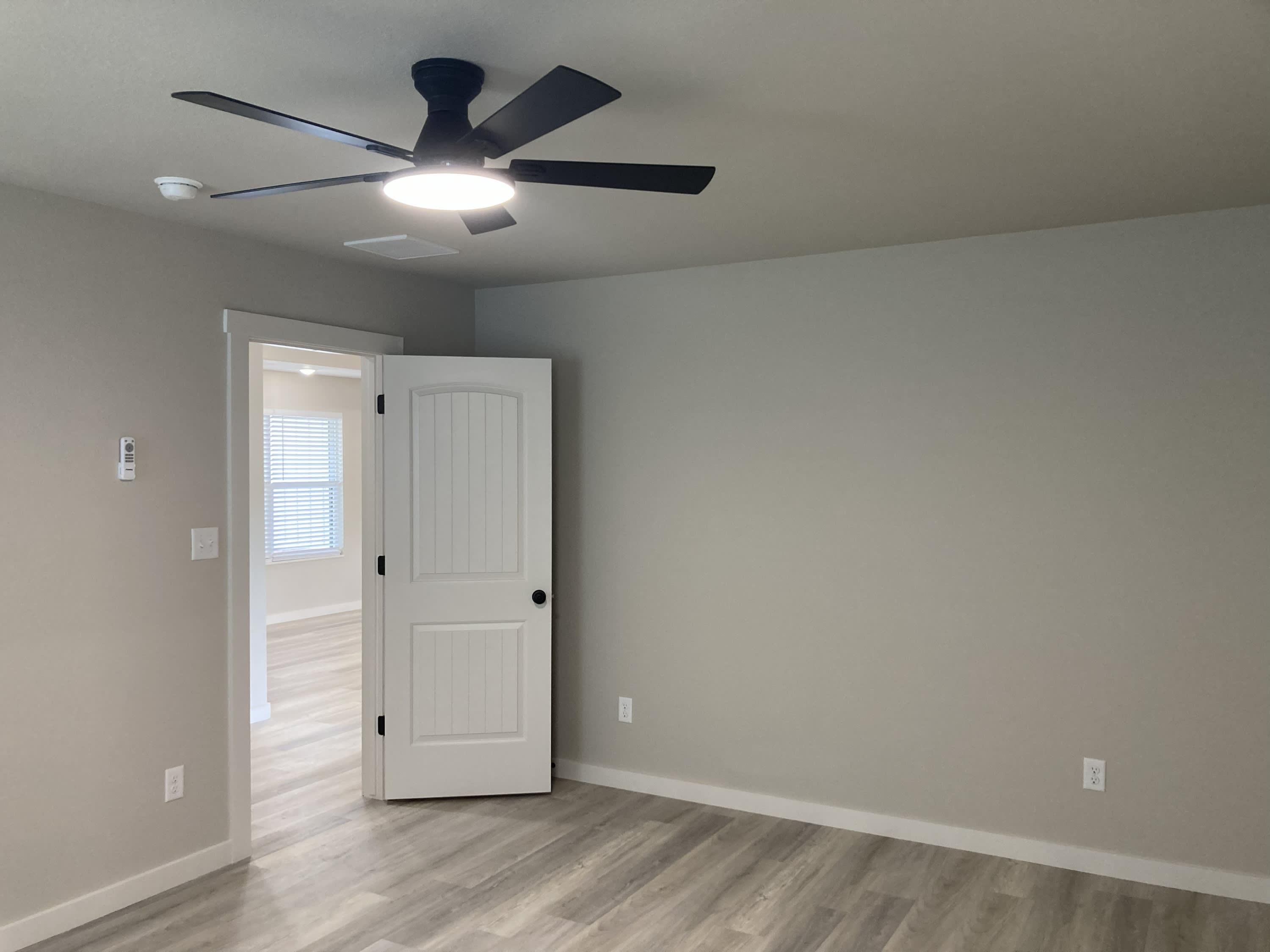 10423 Preston Court – photo 4