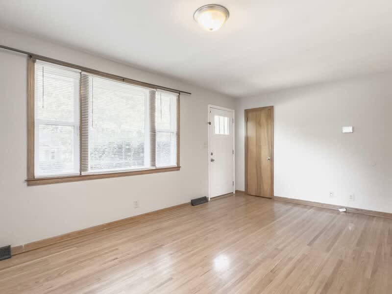 1641 Vista Lane – photo 2