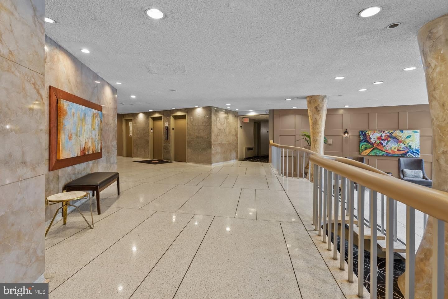 100 WEST Avenue – photo 4