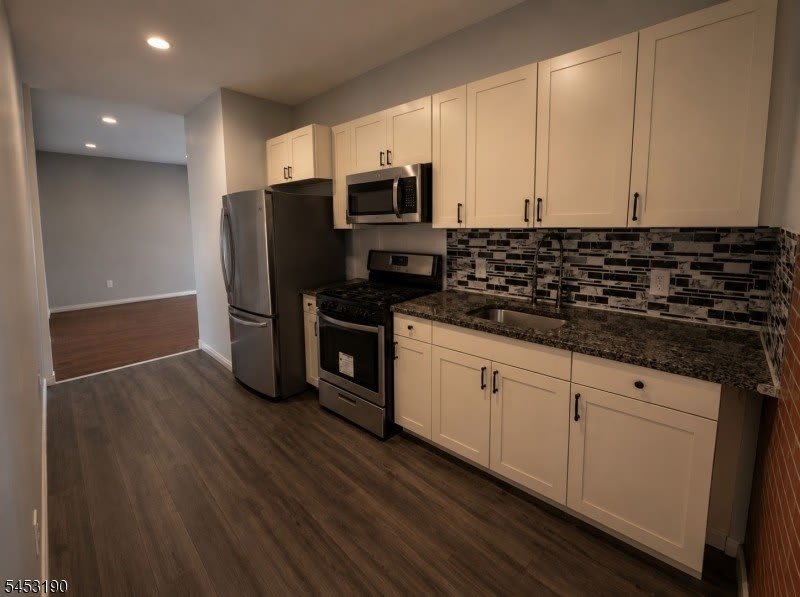 35-37 Lentz Ave – photo 1